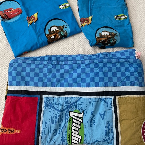 Disney Cars quilt and sheets
